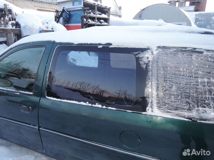 Стекло левое Ford Windstar I 1994-1998