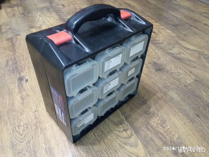 Пластиковый бокс, кейс, ящик для инструментов
