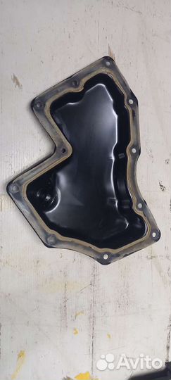 Масляный поддон двигателя Cadillac XT5