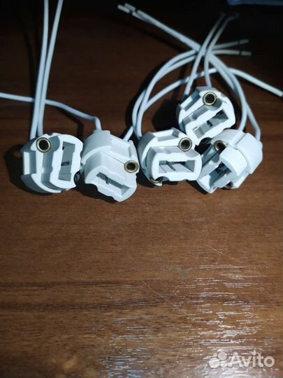 Патроны для галогеновых ламп FY-E35