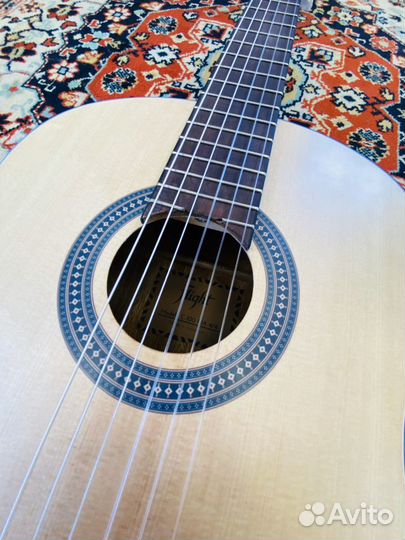 Гитара Flight Новая