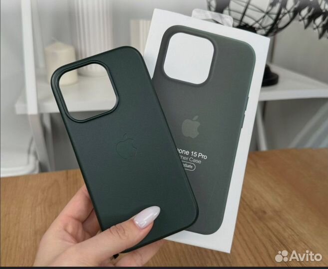 Чехол iPhone 15 Pro Кожаный MagSafe