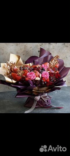 Букеты из зефира, конфет и фруктов