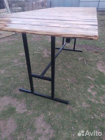 Стол в беседку