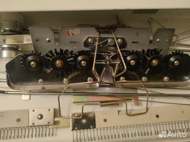 Полуавтоматическая вязальная машина иналса