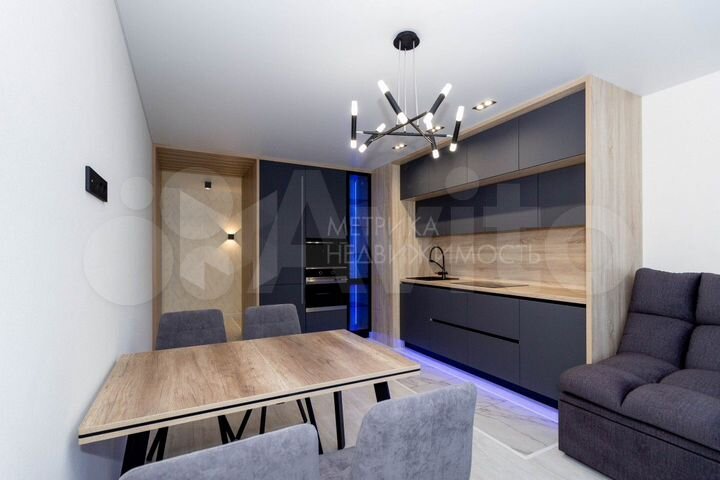 2-к. квартира, 67,4 м², 13/14 эт.