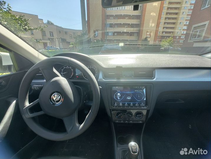 Комплект ковриков, резиновые оригинал Skoda Rapid