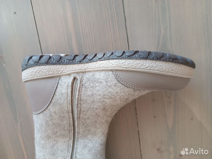 Валенки женские Котофей на 36 размер