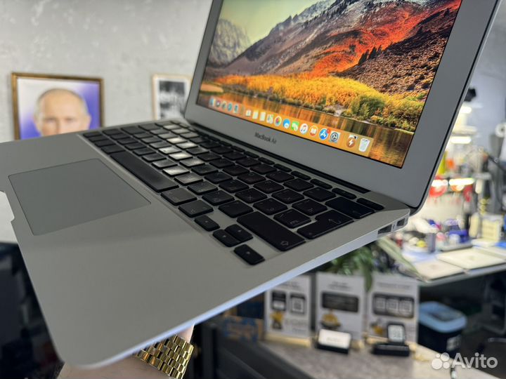 MacBook Air 11-inch, Late 2010 идеал