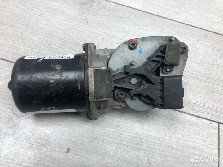 Двигатель стеклоочистителя моторчик дворников