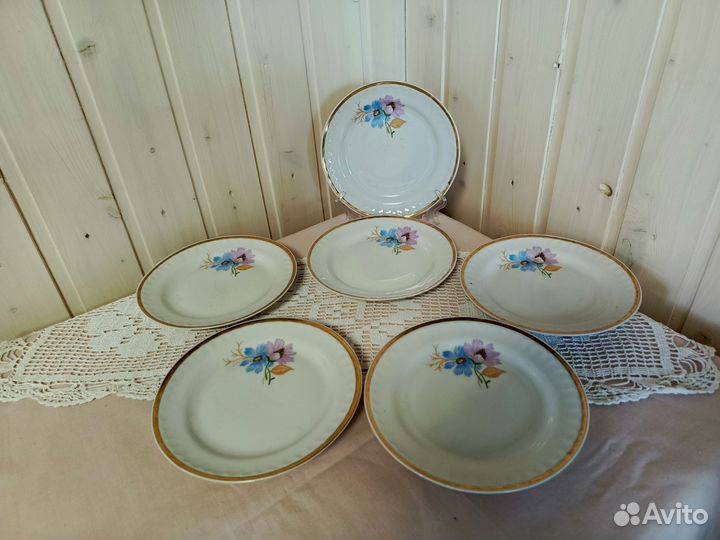 Тарелки фарфор, фаянс
