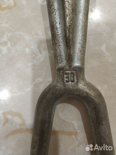 Крюк буксировочный BMW оригинал