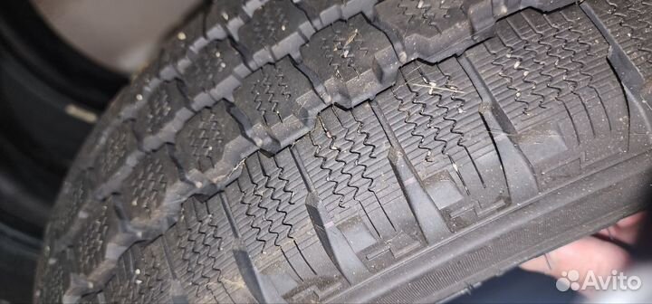 Triangle AdvanteX SUV TR259 195/40 R15