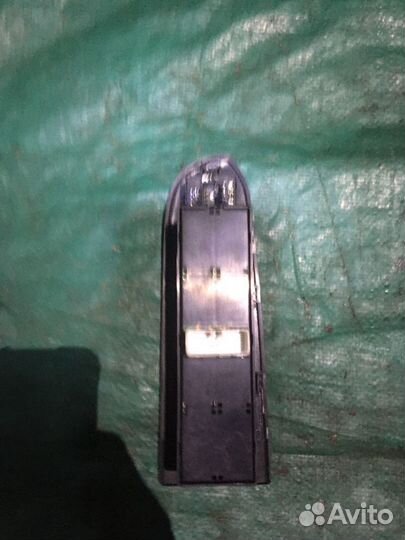 Блок управления стеклоподъемниками Hyundai Trajet