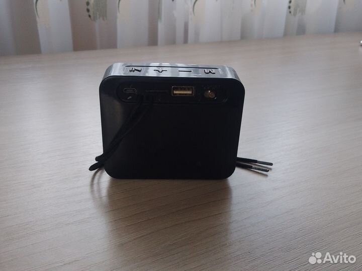Колонка jbl