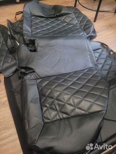 Автомобильные чехлы из экокожи