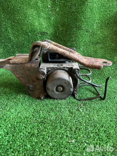 Блок ABS Mitsubishi Lancer 9 седан 1.6 4G18 2005