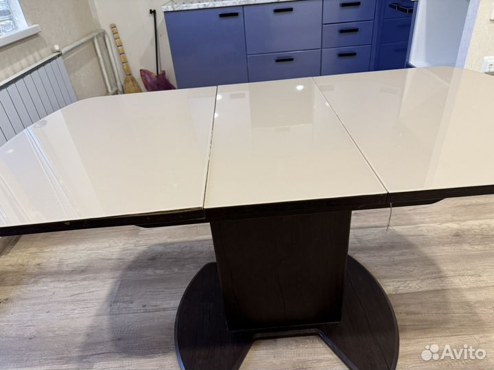 Кухонный стол бу