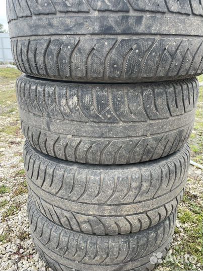 Bridgestone Ice Cruiser 7000 255/55 R18