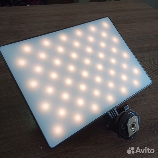 Накамерный свет светодиодный Yongnuo YN–300 Air