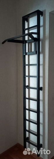 Детская стенка с турником