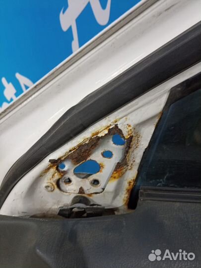 Дверь Ниссан Максима А32 кузов передняя правая