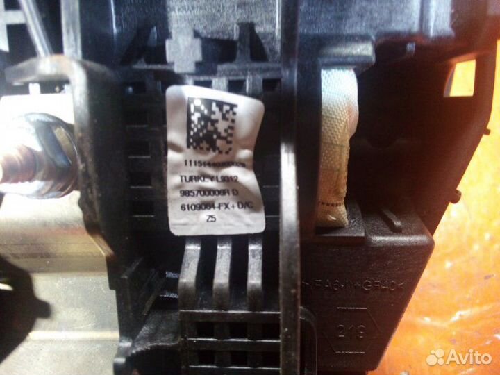 Подушка безопасности в руль взорванная Renault