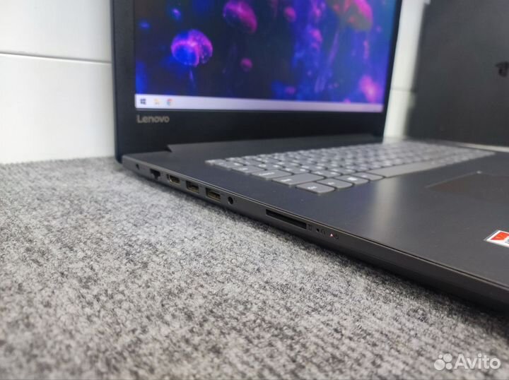 Lenovo IdeaPad 17