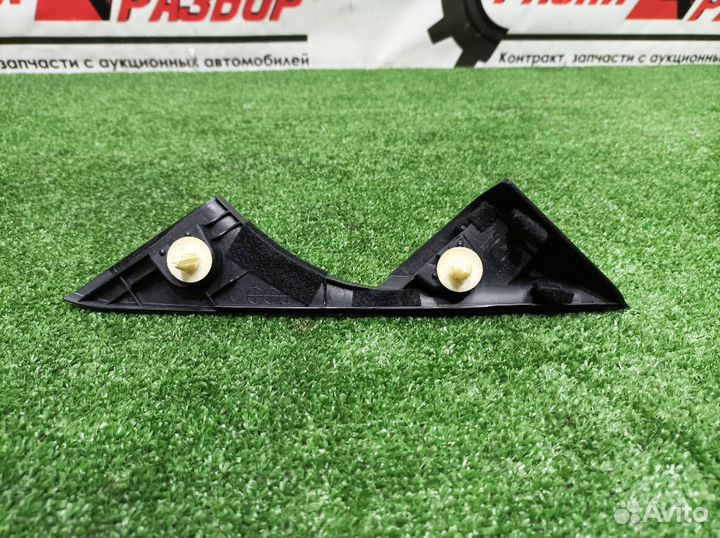 Уголок двери правый Mazda Atenza 2013 GJ2FP shvptr