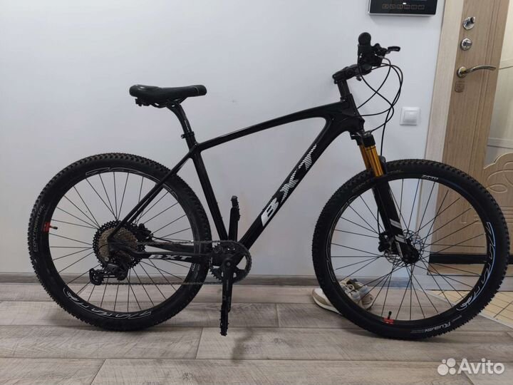 Горный велосипед, карбон, рама 21, 29 колеса