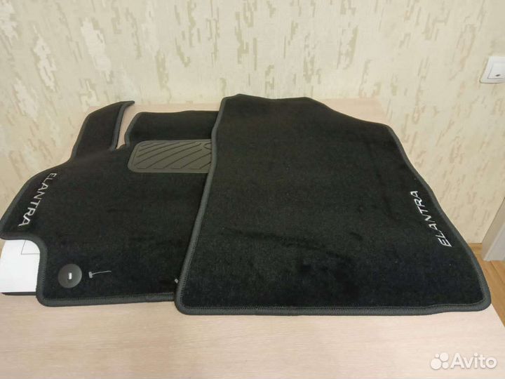 Оригинальные ковры Hyundai Elantra