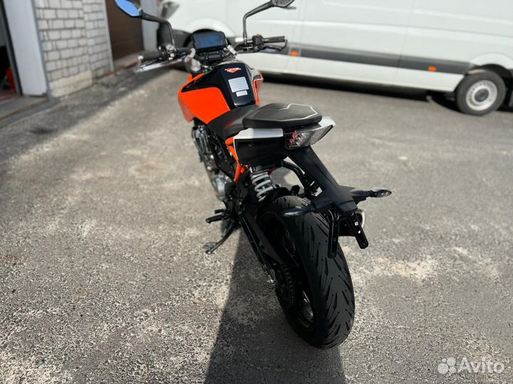 Мотоцикл ktm 125 duke