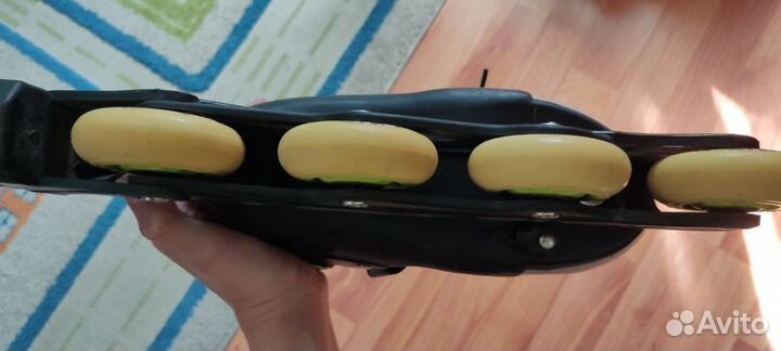 Роликовые коньки