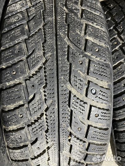 Kumho I'Zen RV Stud KC16 225/65 R17 107T