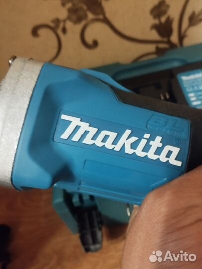 Аккумуляторный набор makita 2в1