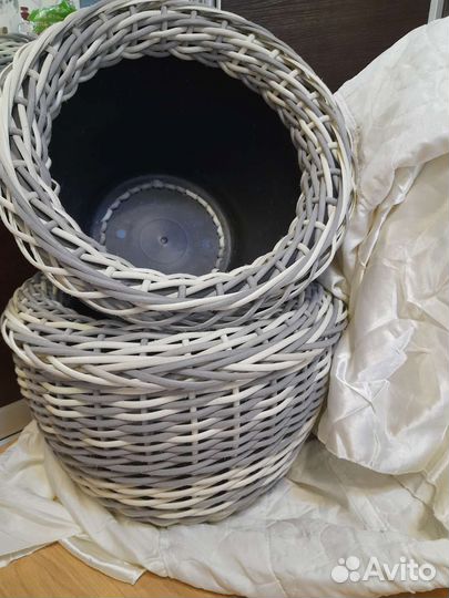 Комплект кашпо из ротанга