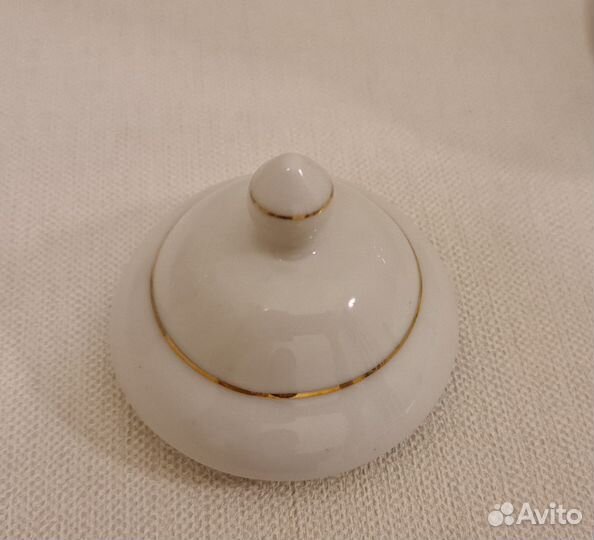 Чайник и сливочник, фарфор, Югославия, Titov Veles