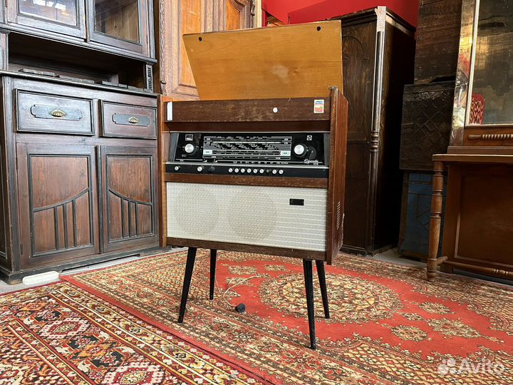 Ламповая радиола Ригонда