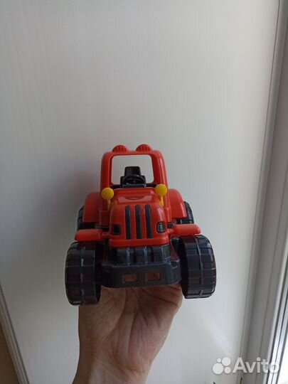 Детский трактор