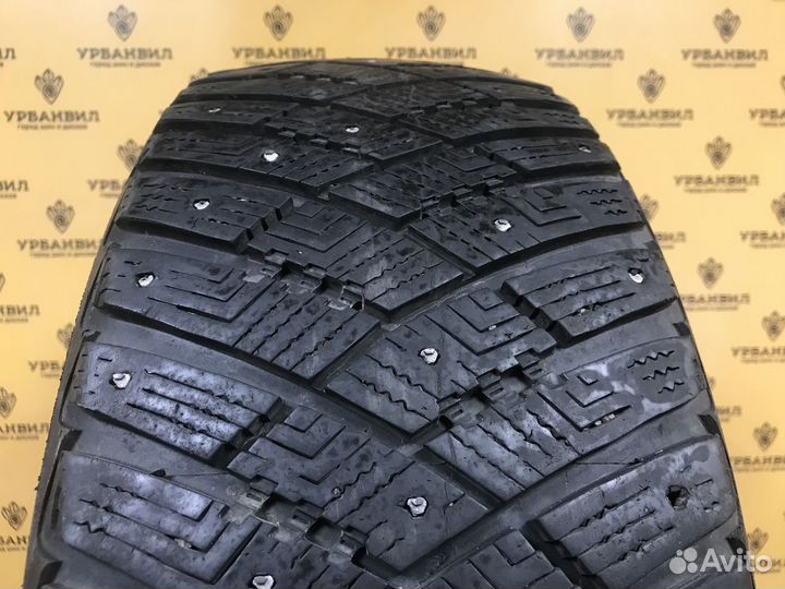 Goodyear Ultragrip Ice Arctic 215/55 R17 98T
