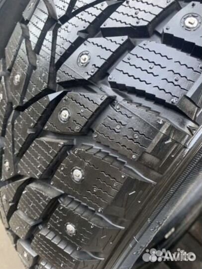 Dunlop SP Winter Ice 02 235/55 R18 104T