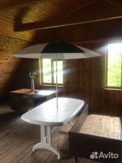 Садовый пластиковый стол IKEA с зонтом