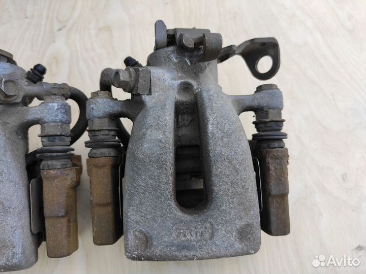 Суппорта задние TRW на Opel Zafira B Astra H