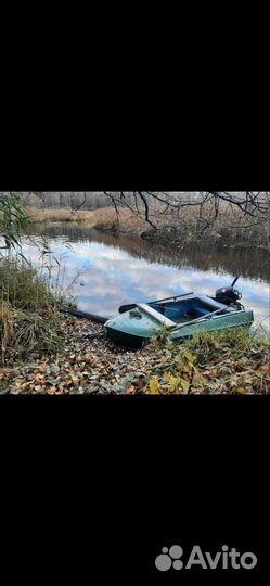 Продам лодку с мотором
