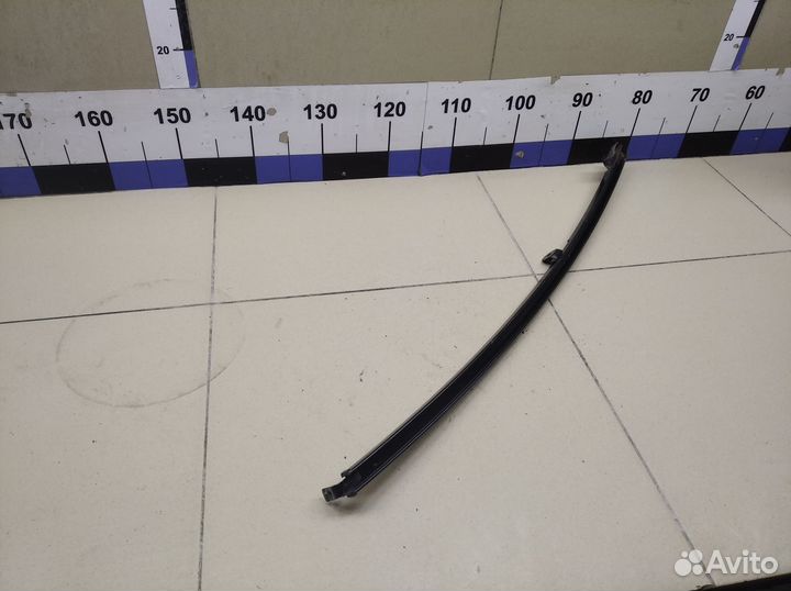 Направляющая стекла Pajero/Montero Sport (KH) 2008