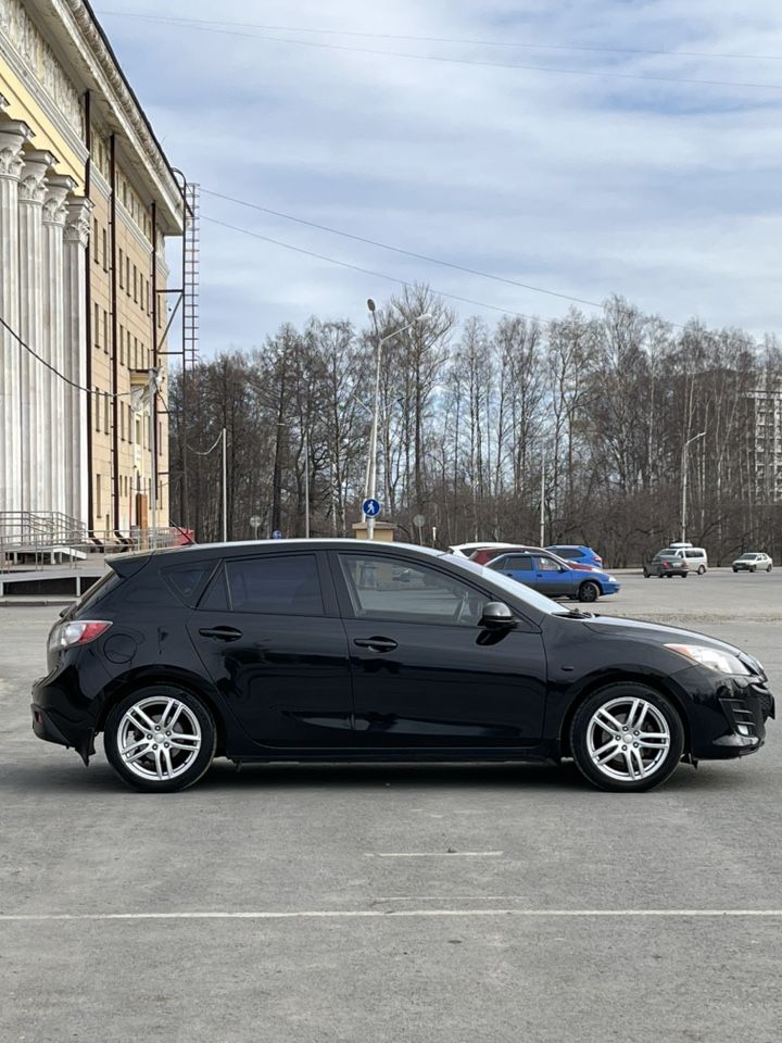 Mazda 3: фото владельца