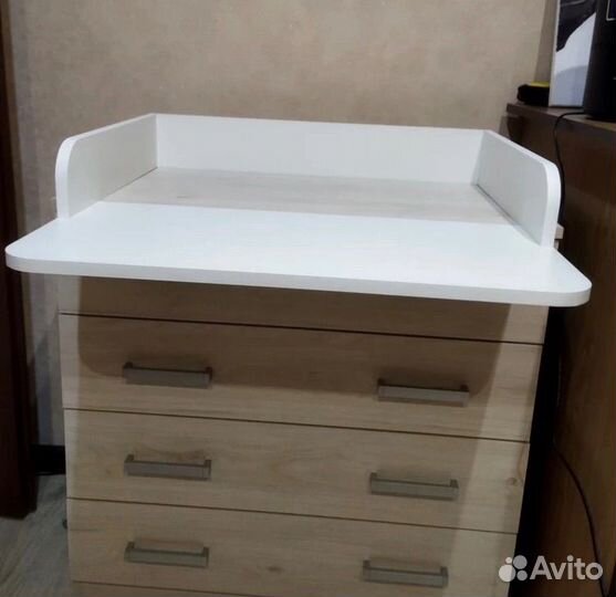 Пеленальный столик