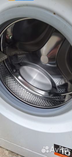 Стиральная машина автомат