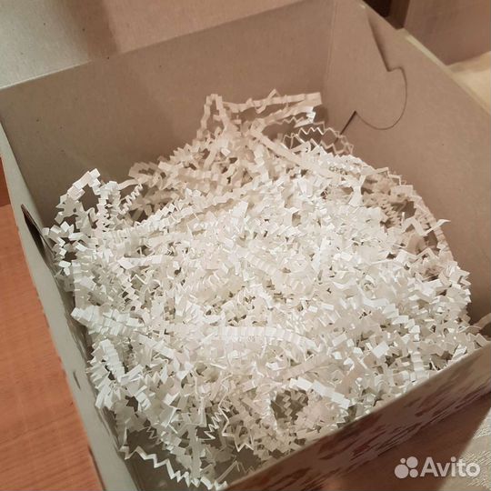 Подарочная коробка