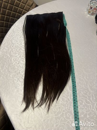 Волосы на заколках